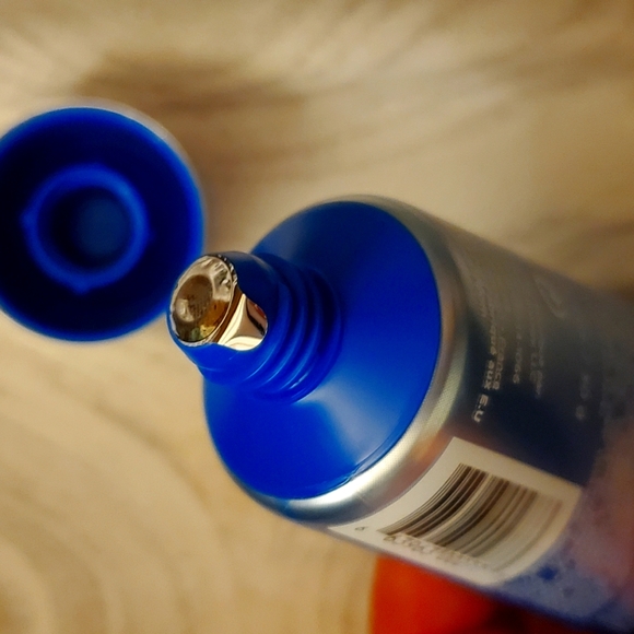 Pores No More: Vacuum cleaner pore purifying mask - Picture 4 of 4